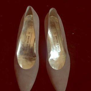 Bruno Magli/ small heel/ Italian suede